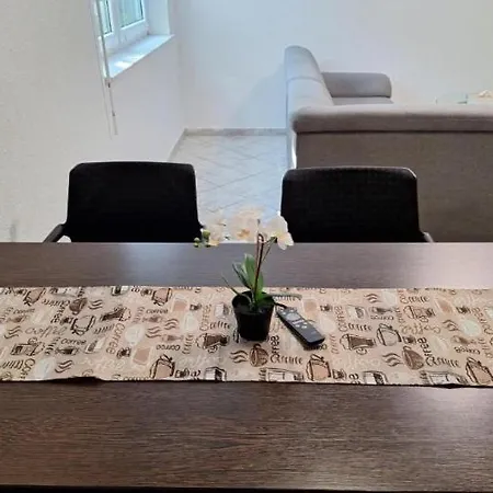 아파트 Blackforest 1